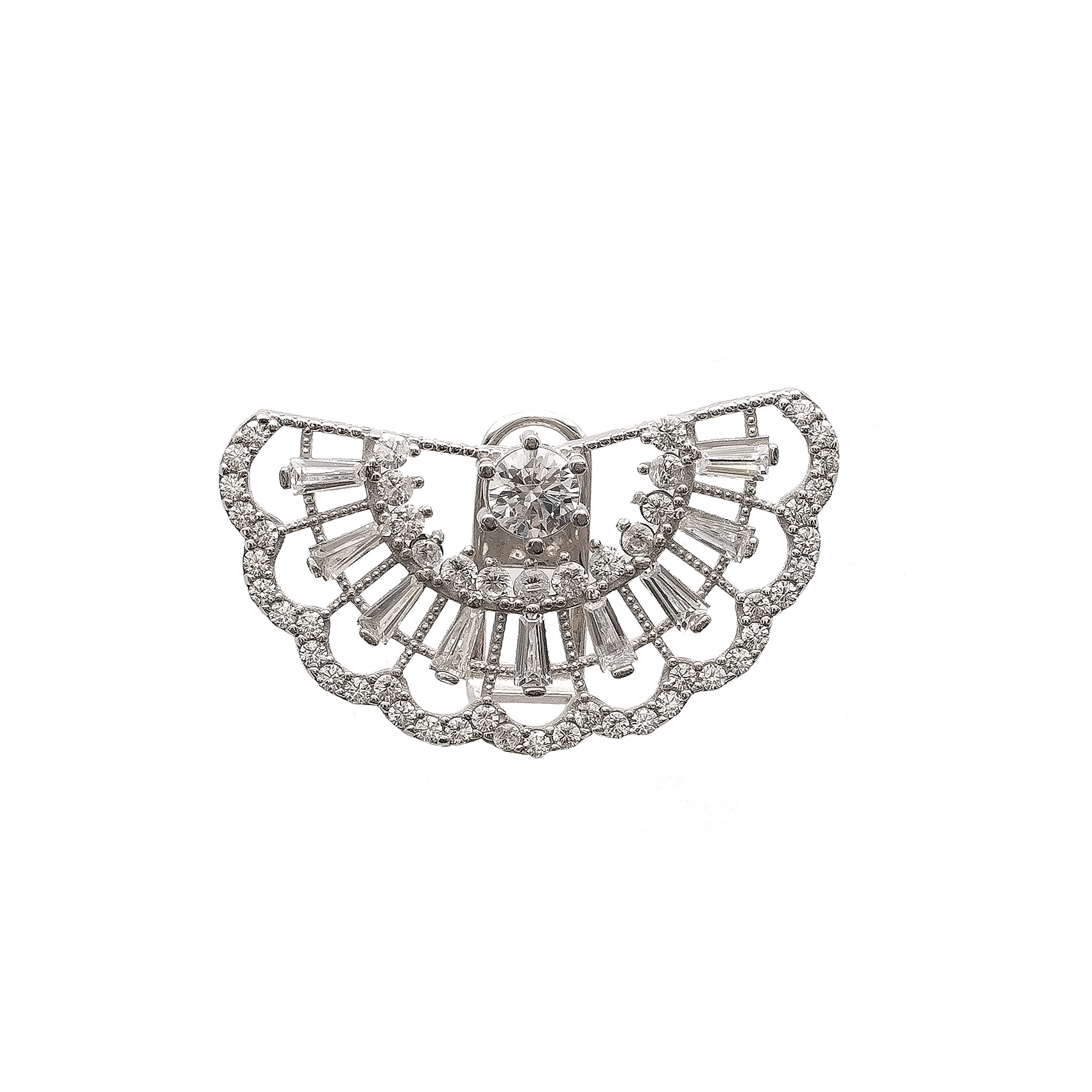 EAR-7877